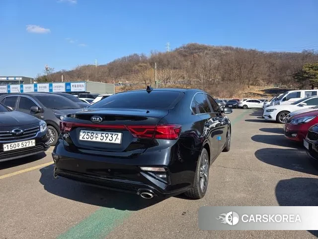 Kia Come New K3 id 3687166 из Кореи 9