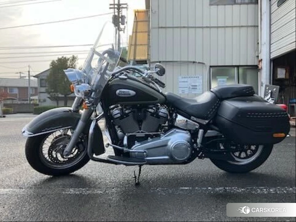 Проданный Harley-Davidson Electra Glide FLHC1340 2021 из Японии