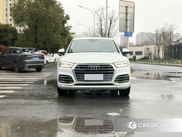 Audi Q5L 2021 Белый из Китая, фото 5