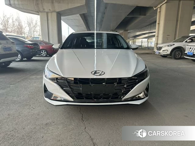Hyundai Elantra id 4205745 из Китая 8