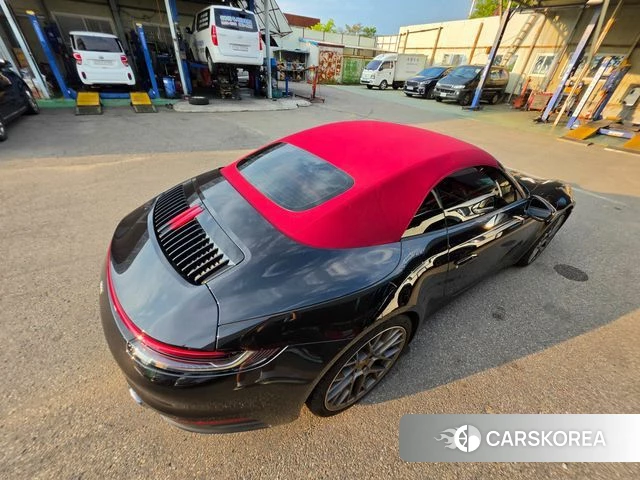 Porsche 911(992) id 4706566 из Кореи 11