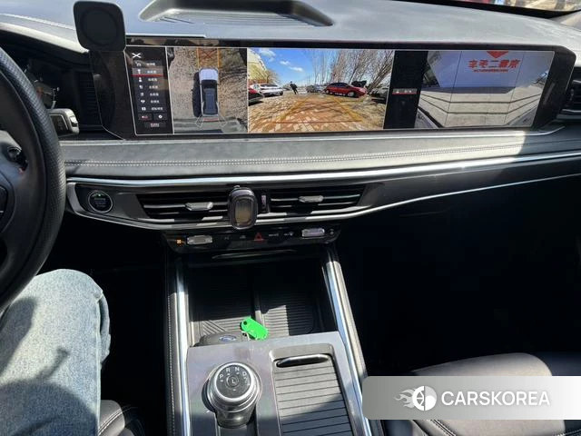 Ford Explorer 2023 Белый из Китая, фото 2