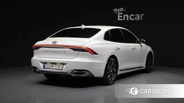 Hyundai The New Grandeur IG Hybrid id 4324156 из Кореи 12