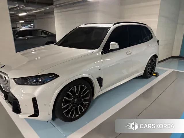 BMW X5 (G05) 2025 Белый из Кореи, фото 2