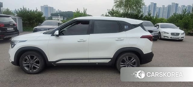 Kia Seltos 2021 Белый из Кореи, фото 6