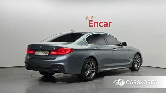 BMW 5 Series (G30) id 4311124 из Кореи 12