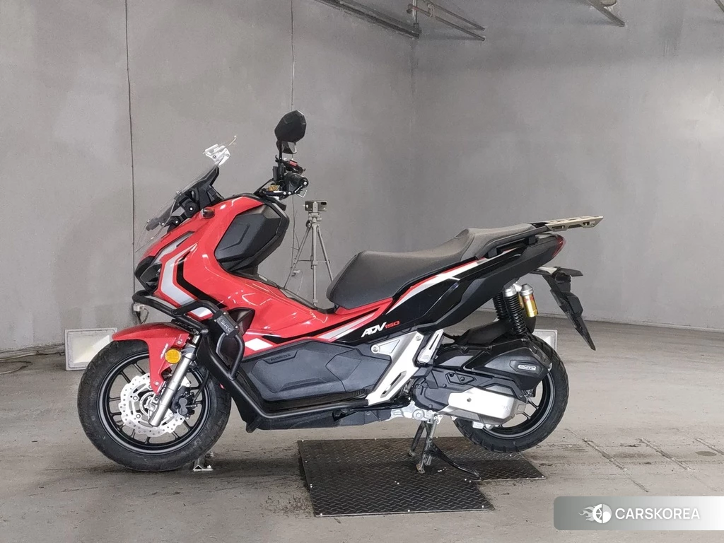 Проданный Honda ADV150 2019 из Японии