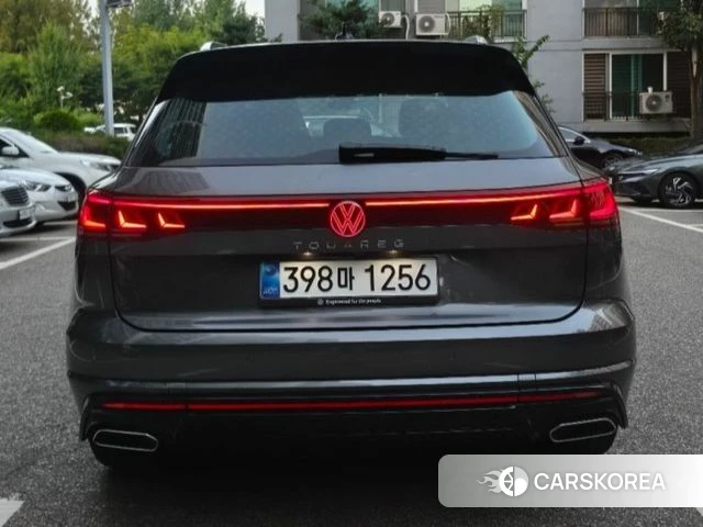 Volkswagen Touareg 3rd generation 2026 Серый из Кореи, фото 2