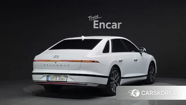 Hyundai Grandeur (GN7) id 3378053 из Кореи 12