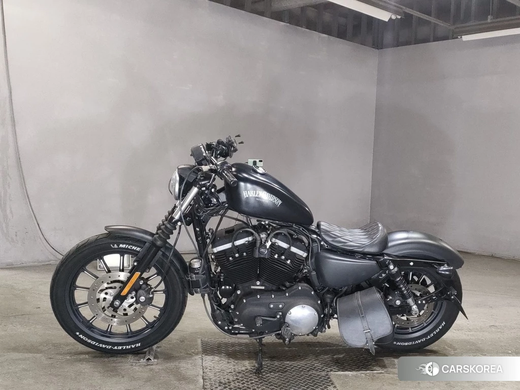 Проданный Harley-Davidson Sportster XL883N 2013 из Японии, фото 2