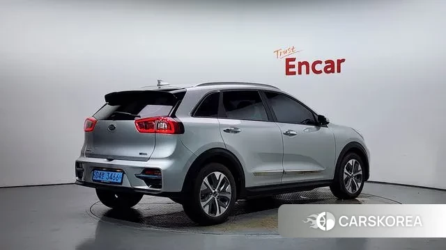 Kia Niro EV id 3054438 из Кореи 12