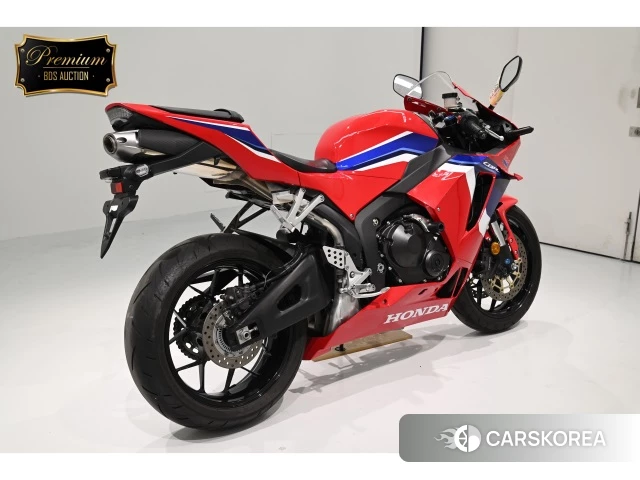 Проданный Honda CBR600RR id 4175927 из Японии, фото 2