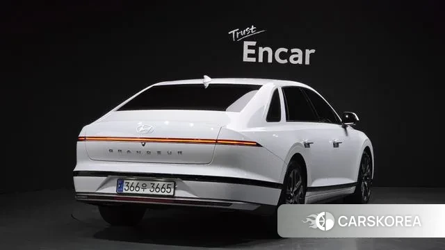 Hyundai Grandeur Hybrid (GN7) id 3011331 из Кореи 12