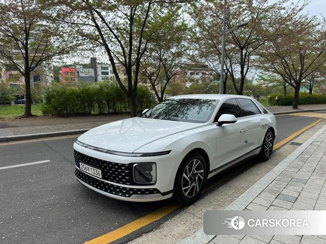 Hyundai Grandeur (GN7) id 3992868 из Кореи 12