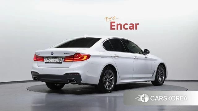 BMW 5 Series (G30) id 4286348 из Кореи 12