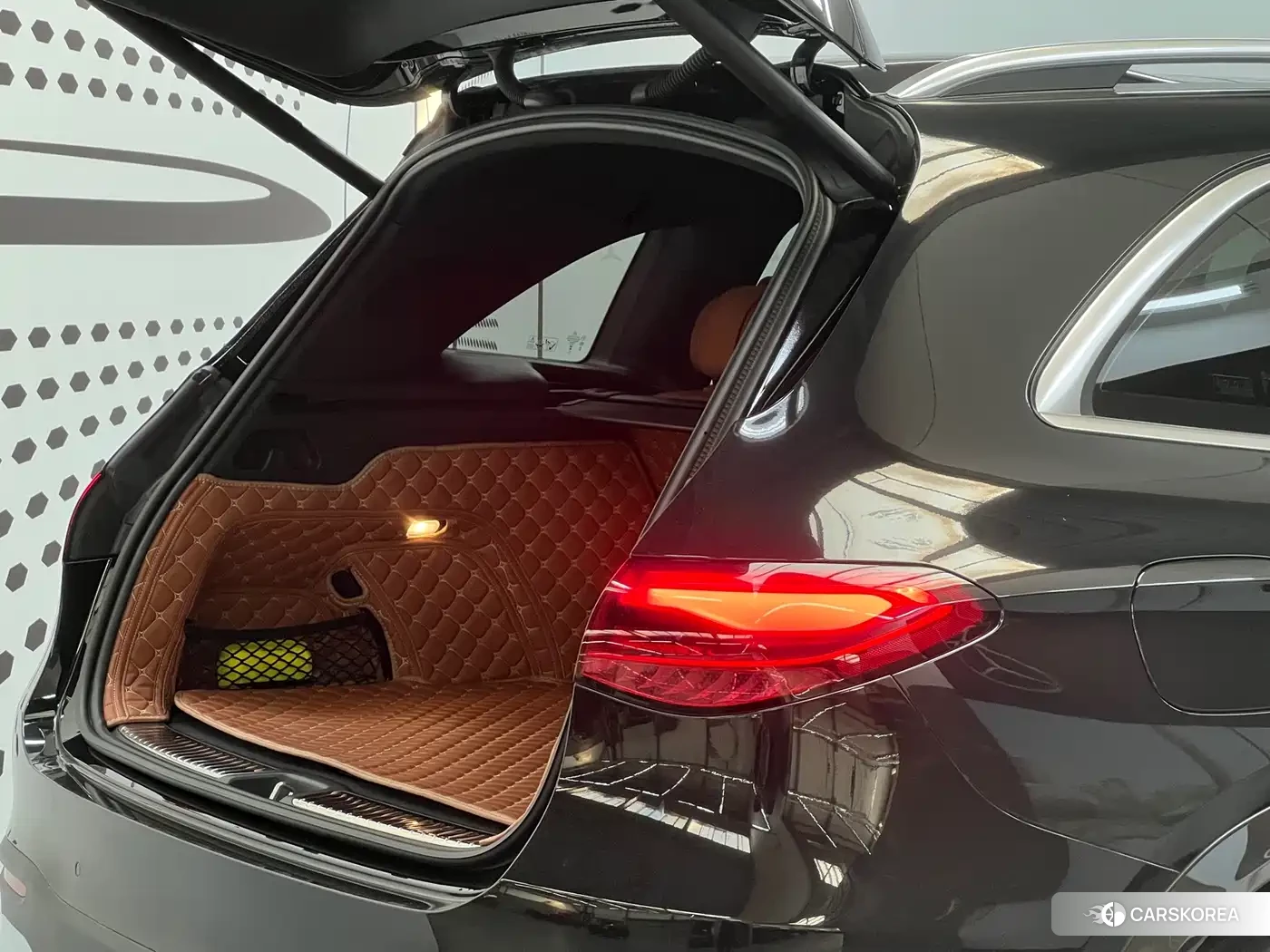 Mercedes-Benz GLC 2024 Черный из Китая, фото 3