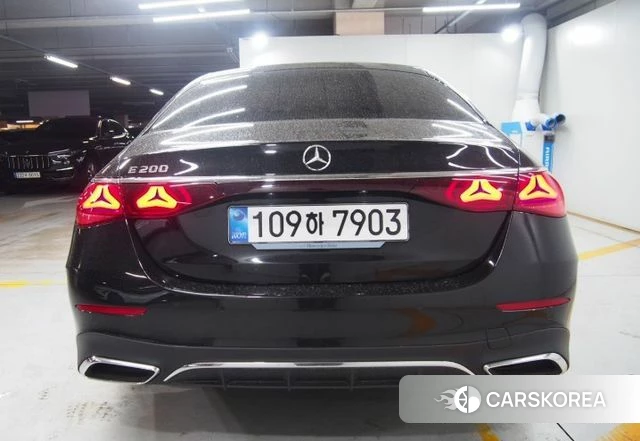 Mercedes-Benz E-Class W214 2025 Черный из Кореи, фото 6