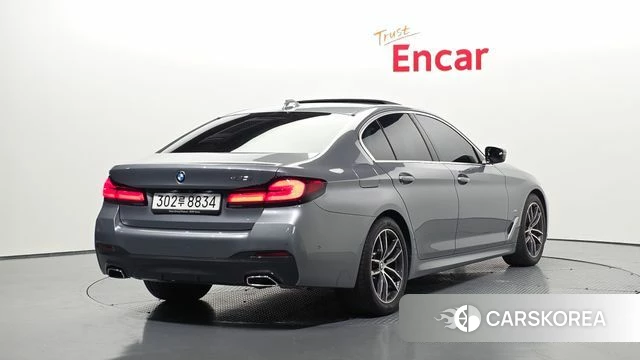 BMW 5 Series (G30) id 4528571 из Кореи 12