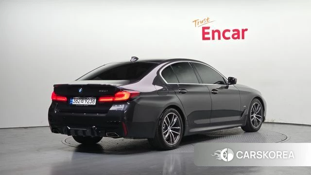 BMW 5 Series (G30) id 3839067 из Кореи 12