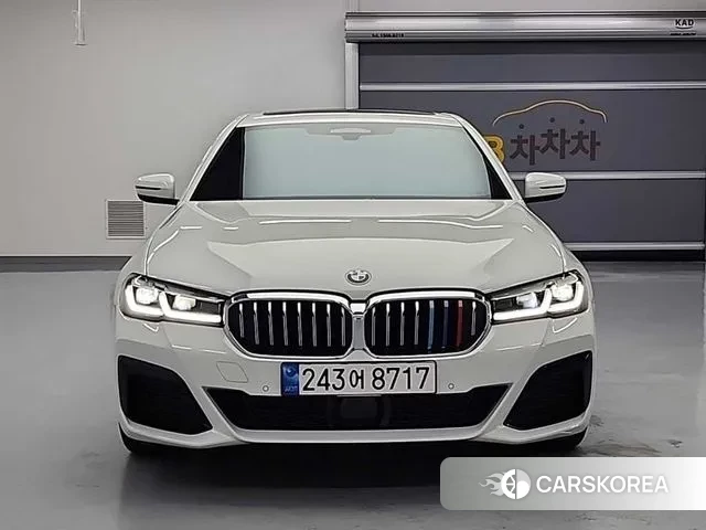 BMW 5 Series (G30) id 2890095 из Кореи 12