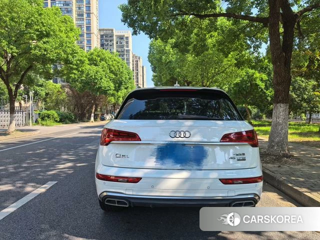 Audi Q5L 2022 Белый из Китая, фото 2