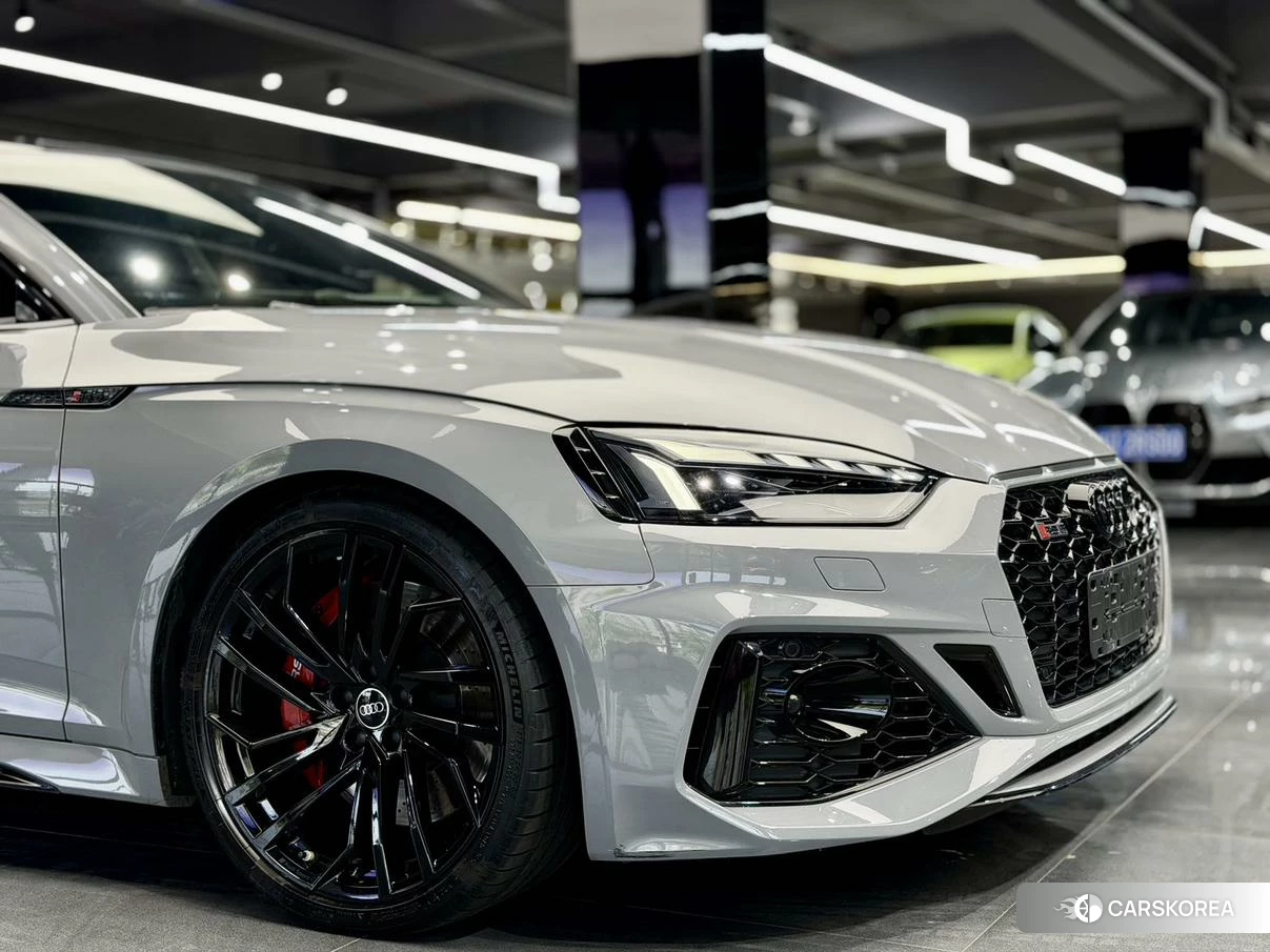 Audi RS 5 2021 Серебристо-серый из Китая, фото 6