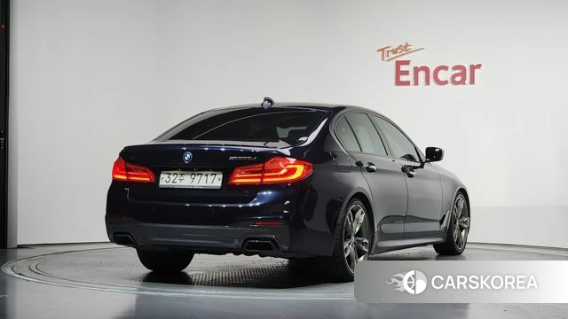 BMW 5 Series (G30) id 4471563 из Кореи 12