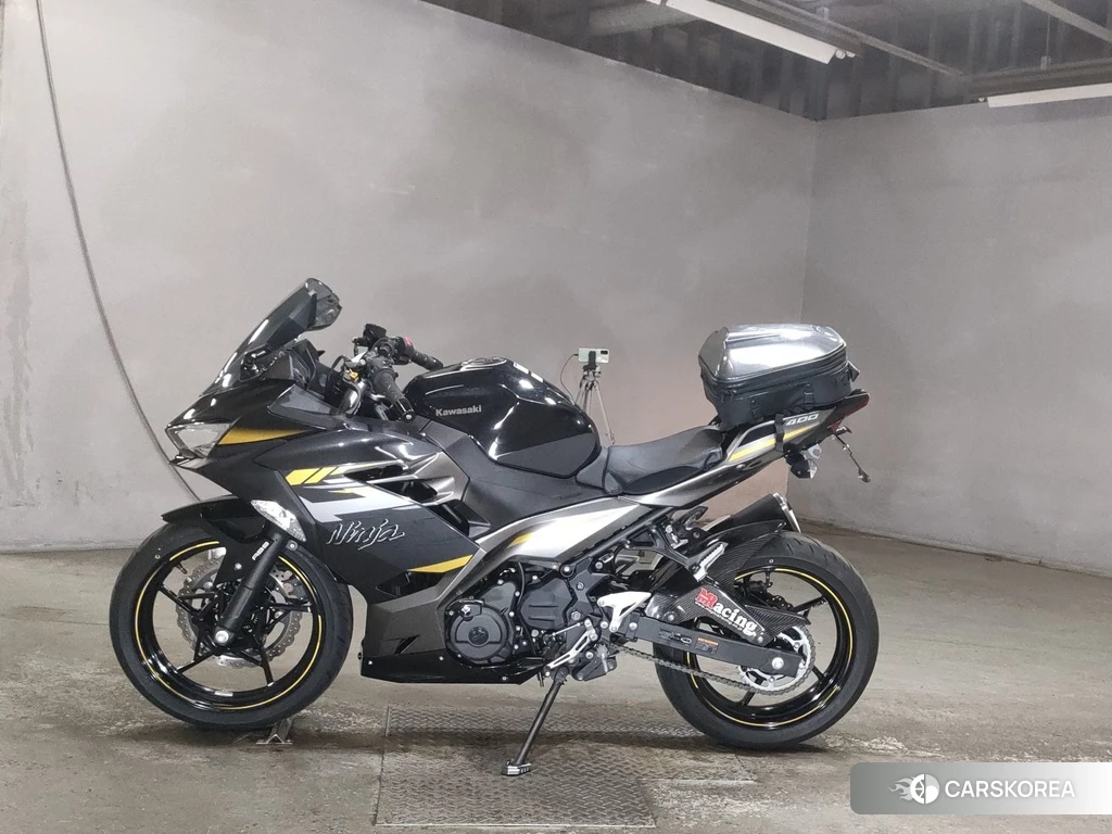 Проданный Kawasaki NINJA 400 2022 из Японии, фото 2