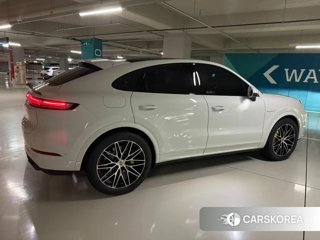 Porsche Cayenne (PO536) 2025 Белый из Кореи, фото 6
