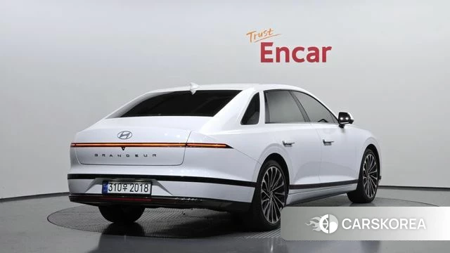 Hyundai Grandeur Hybrid (GN7) id 4315547 из Кореи 12