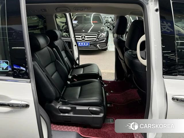 Honda Odyssey id 4261942 из Китая 12