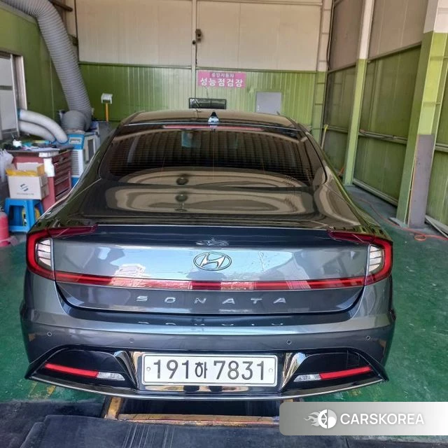 Hyundai Sonata (DN8) 2022 Серебристо-серый из Кореи, фото 2