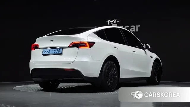 Tesla Model Y id 3512351 из Кореи 12