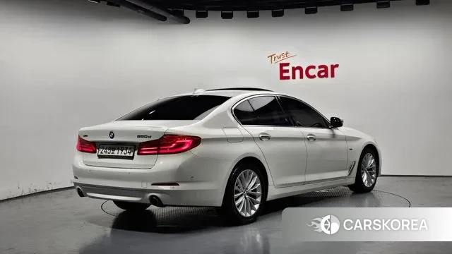 BMW 5 Series (G30) id 3029416 из Кореи 12