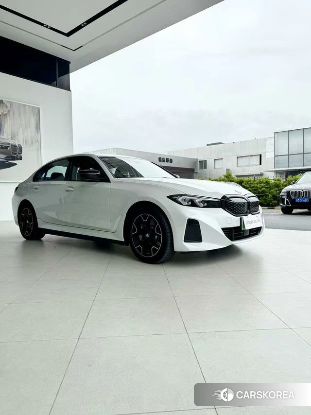 BMW i3 2025 Белый из Китая, фото 2