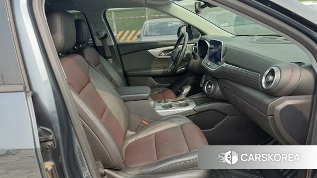 Chevrolet Trailblazer id 4207240 из Китая 9