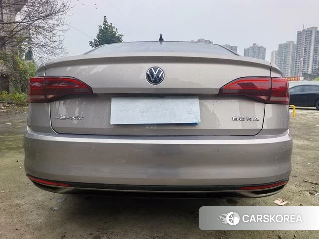 Volkswagen Bora 2022 Шампань из Китая, фото 4