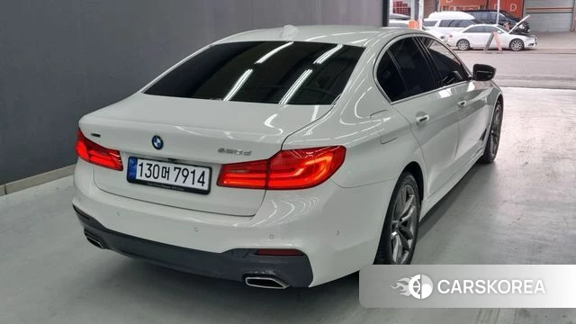 BMW 5 Series (G30) id 4491181 из Кореи 9