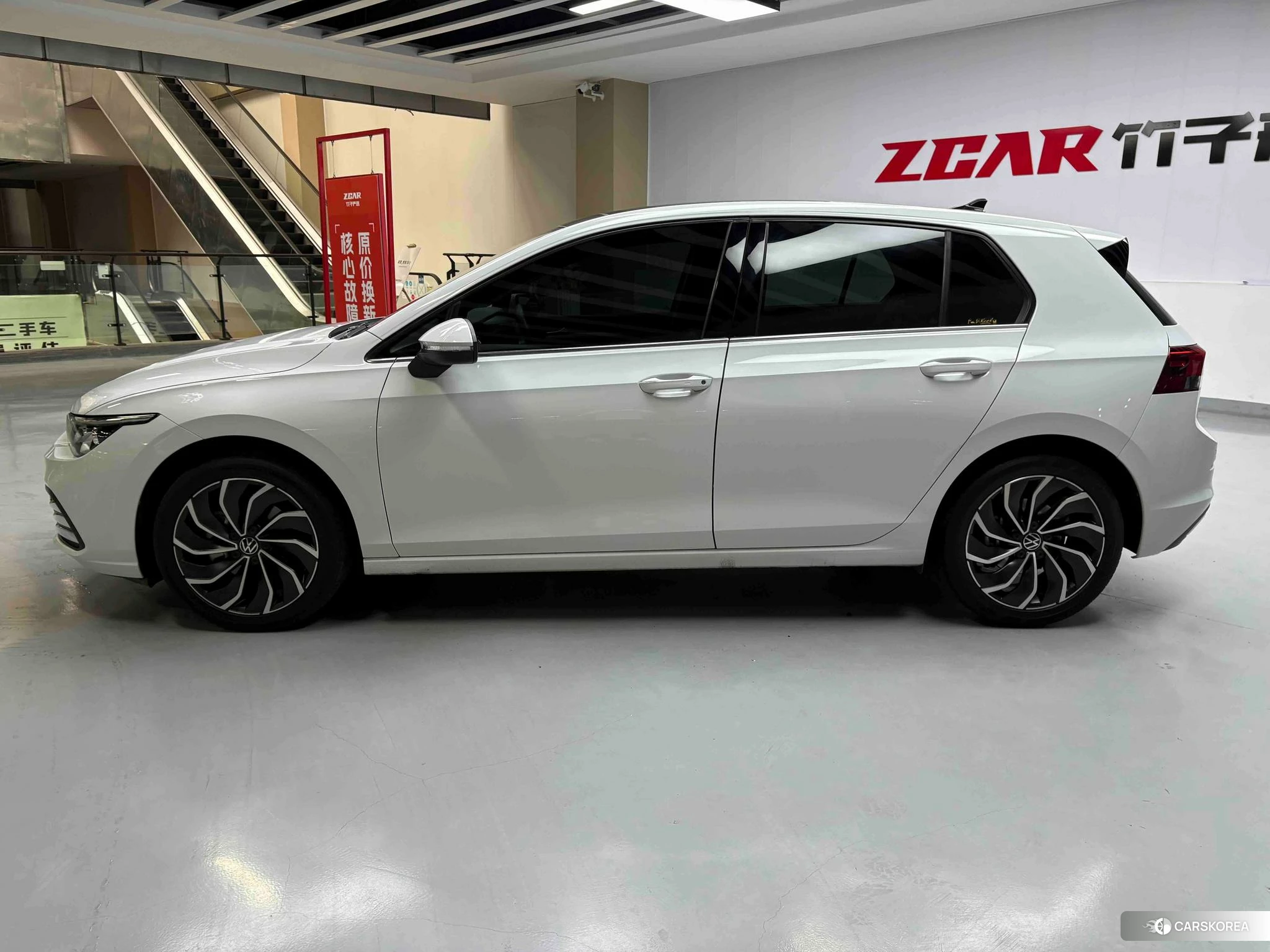Volkswagen Golf id 4479665 из Китая 12