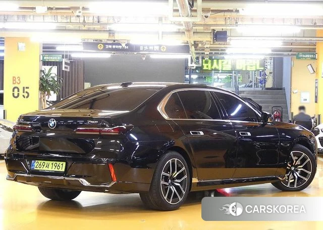 BMW 7 Series (G70) id 4560033 из Кореи 12