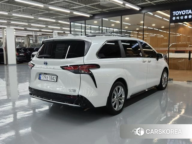 Toyota Sienna 4th Generation id 4847997 из Кореи 11
