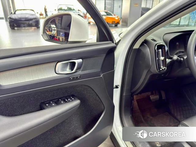Volvo XC40 id 4210897 из Китая 12