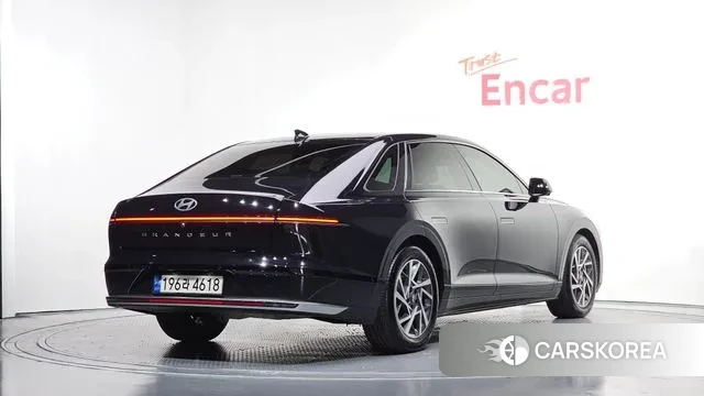 Hyundai Grandeur (GN7) id 3348111 из Кореи 12