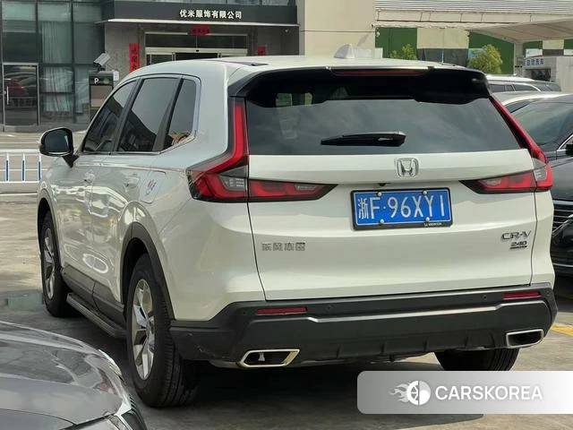 Honda CR-V 2023 Белый из Китая, фото 2