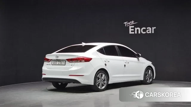 Hyundai Avante AD id 3627311 из Кореи 12