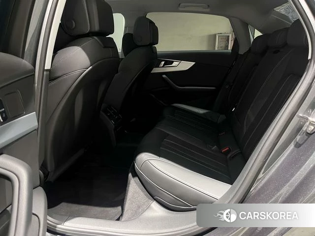 Audi A4L id 3895933 из Китая 8