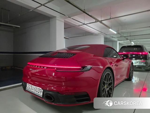 Porsche 911(992) id 4900155 из Кореи 8