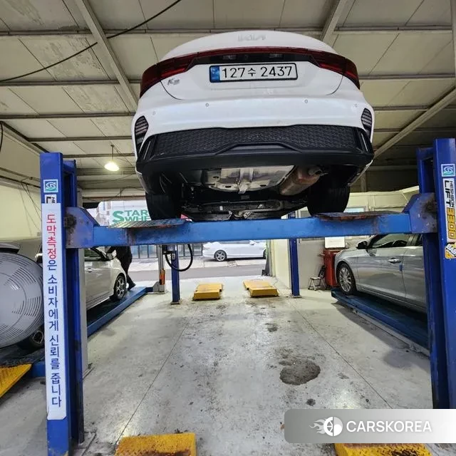 Kia The New K3 2nd generation 2022 Белый из Кореи, фото 2