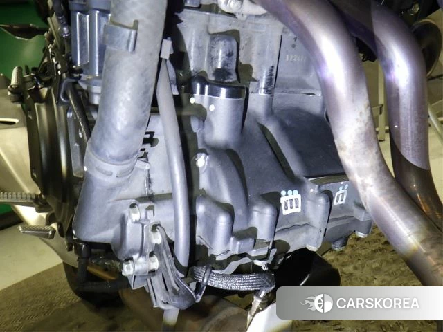 Engine photo