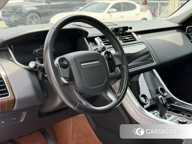 Land Rover Range Rover Sport PHEV 2019 Коричневый из Китая, фото 6